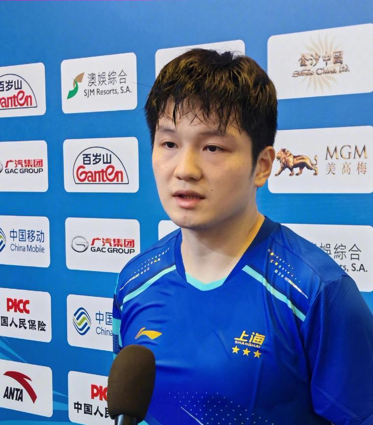 满打满算，算上这一届，樊振东共参加了四届全运会。2013年辽宁全运会，首度参赛