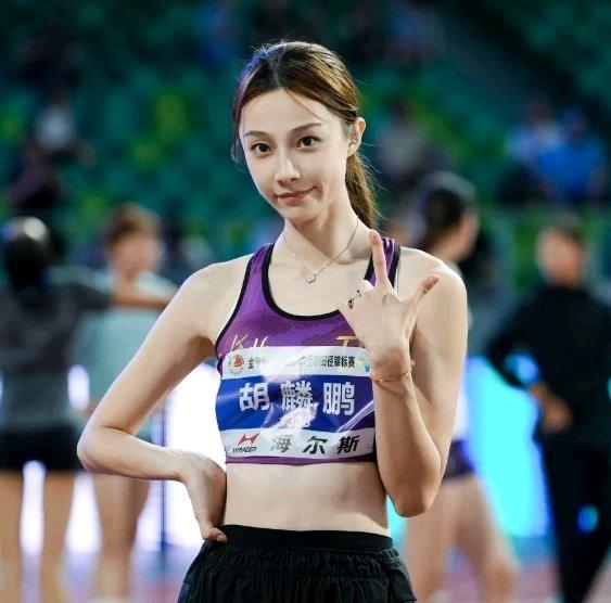 韩媒关注咱中国“跳高女神”退役啦，这消息确实有点意外。“跳高女神”在赛场上那英姿