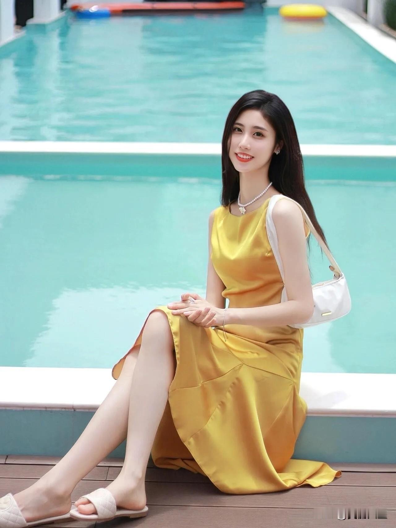 四季之始，万物复苏， 人随春好，春与人宜，盼此岁，顺遂无忧，四季平安。