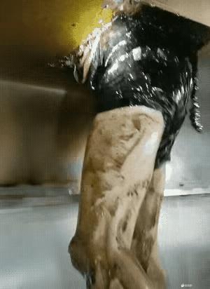 一天给你200，你愿意去干这个工作吗？[狗头][狗头][狗头][狗头][狗头]