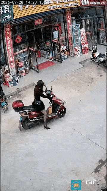 现在社会假视频太多了，肉眼已分不清Ai跟实际。如此发展下去，真的会变成狼来，狼