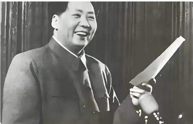 伟大的毛主席太厉害了！他的预言竟真在70年后的今天逐步实现。1955年，领袖毛