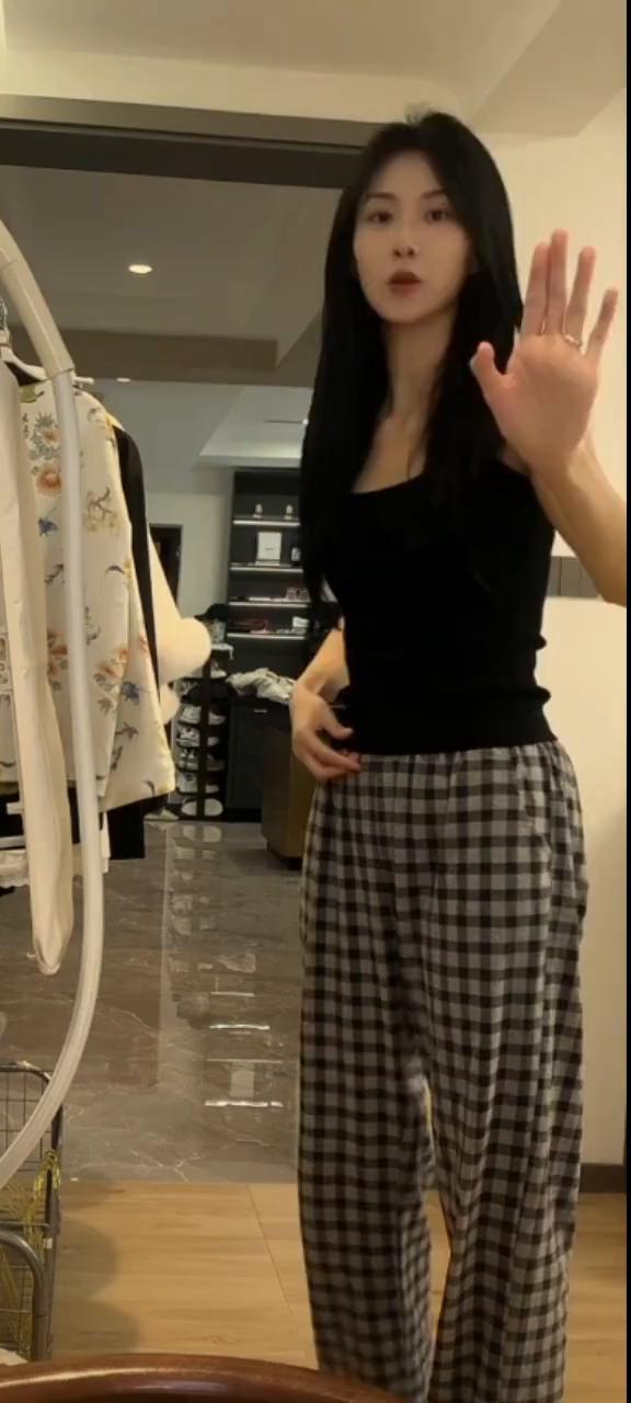 这是谁家的小可爱？太可爱了。