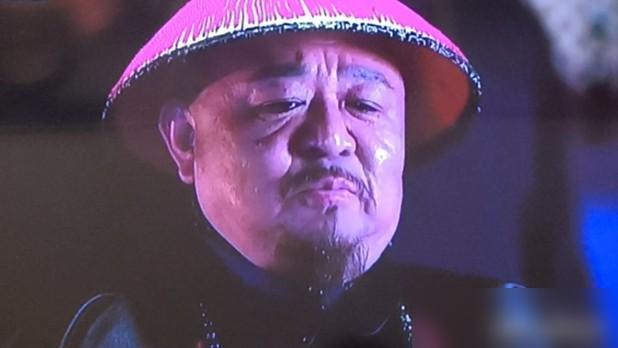 追《大生意人》追得我突然不想看了！简单捋一下：剧情一开始就交代清楚了，古平原