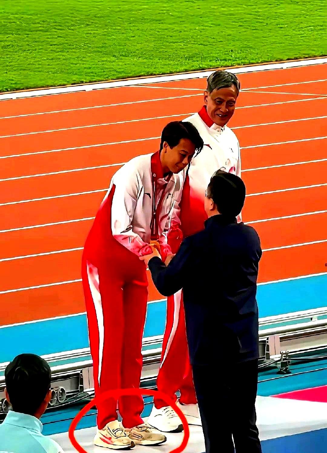 吴艳妮想不到，甚至刘景扬本人也想不到。183的吴艳妮夺冠后，不少人却盯着