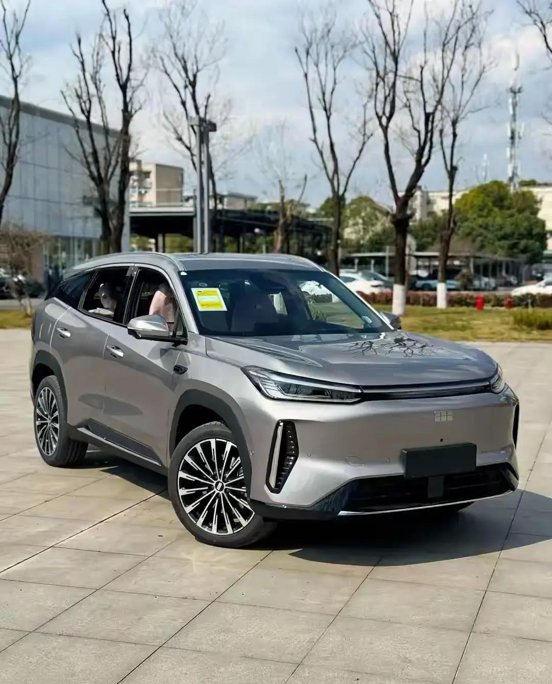 不充电的混动来了，吉利i-HEV这次戳中了谁的痛点？