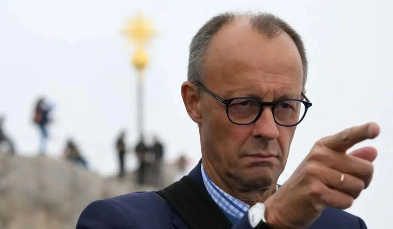 【俄官员：默茨的愚蠢将自己排除在乌克兰和谈之外】近日，俄罗斯直接投资基金负责人