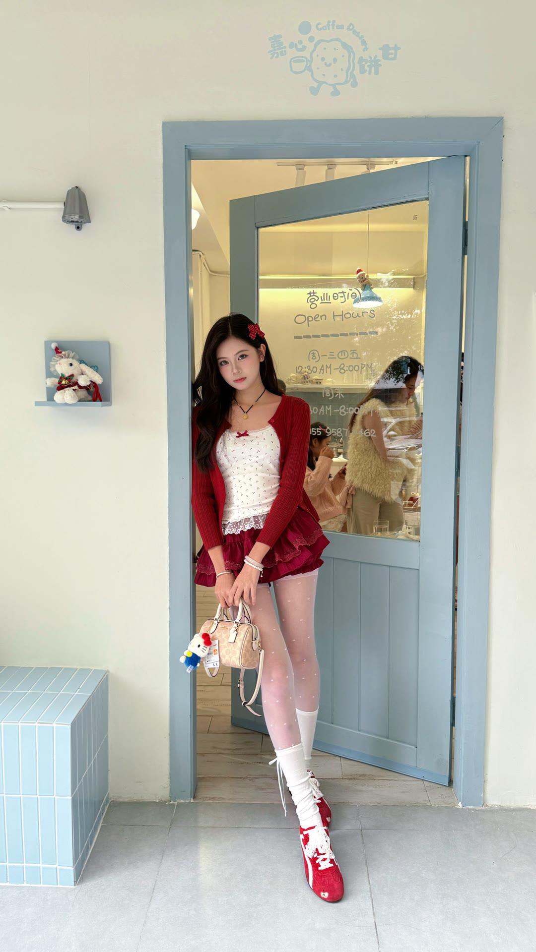 元旦节红色元旦元旦新年元旦节庆圣诞新年红新年红🧧