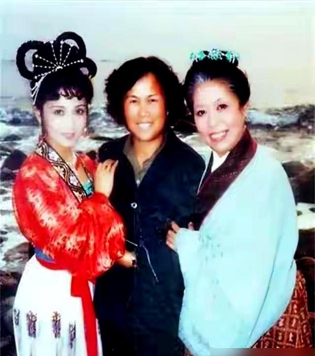 杨洁导演盯着眼前的女人直摇头，嫌她长得太素雅，根本演不了猪八戒的媳妇。魏慧丽