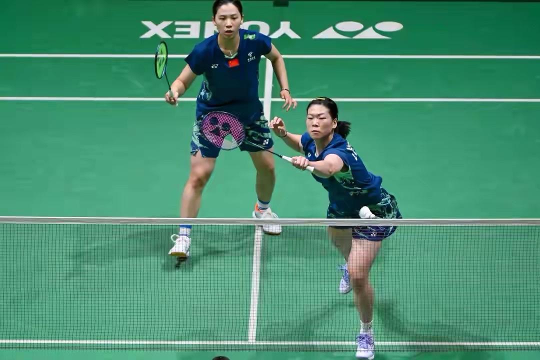 国羽有两对女双退出将于明天开始的马来西亚公开赛，本来是李怡婧和罗徐敏这对固定组合