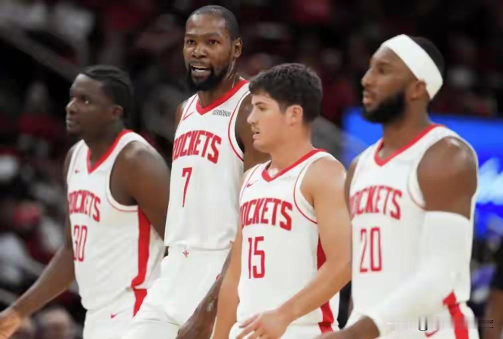 就在今日，关于火箭的2个新消息值得一提:一， 明天火箭要在主场跟快船打常规