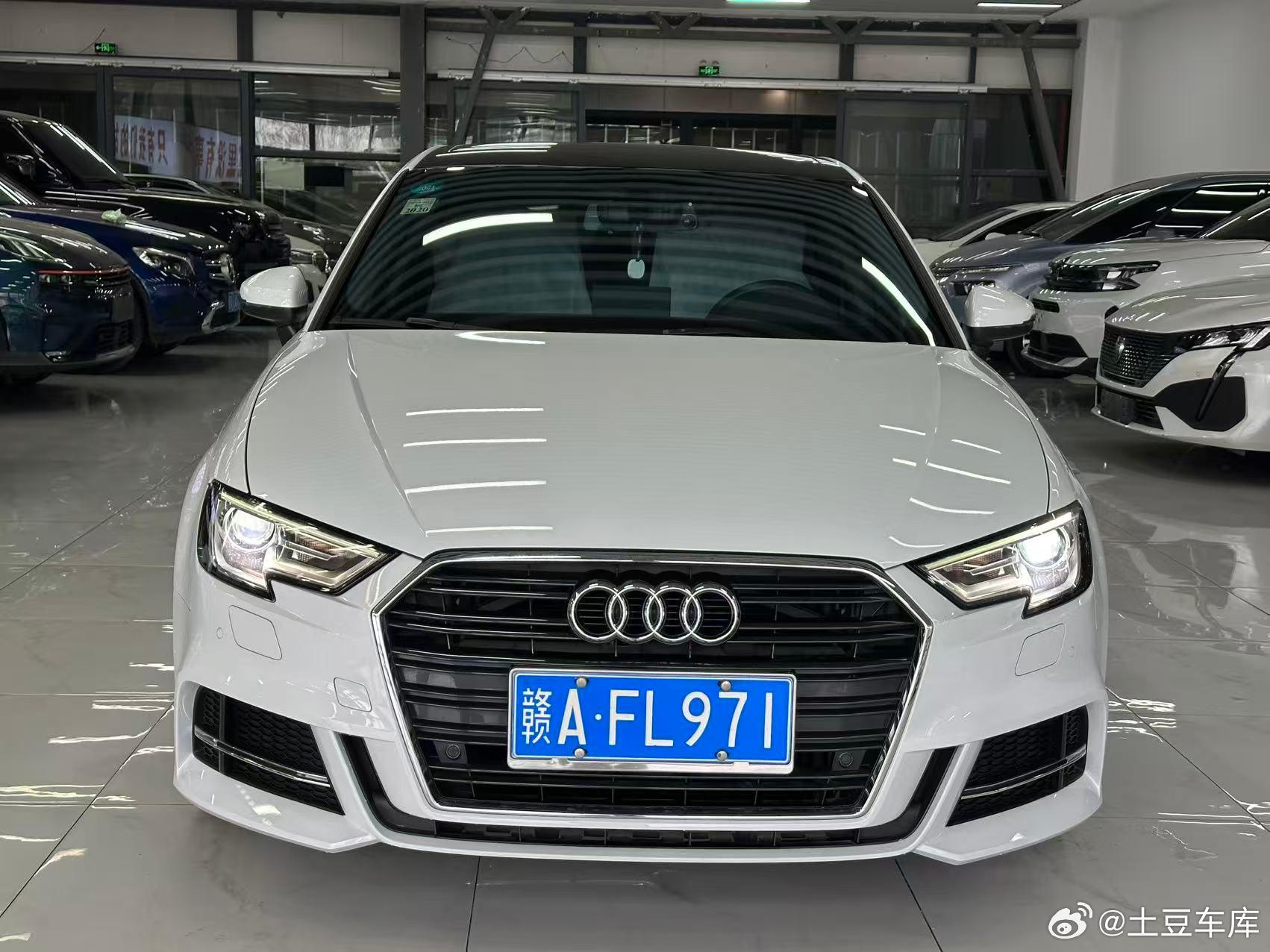 奥迪A3顺利交付1.9万公里真的太难得！！2018年上牌个人一手车谢谢四川成