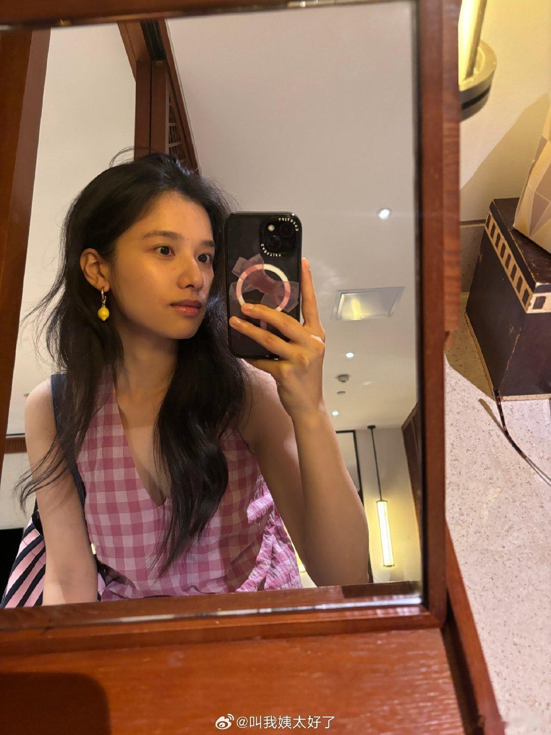 张婧仪好像是在走下坡路？