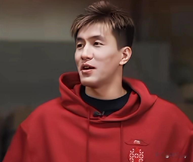 收官之战关注度高的两场比赛4月24日晚7点35分本赛季CBA常规赛收官之战十场