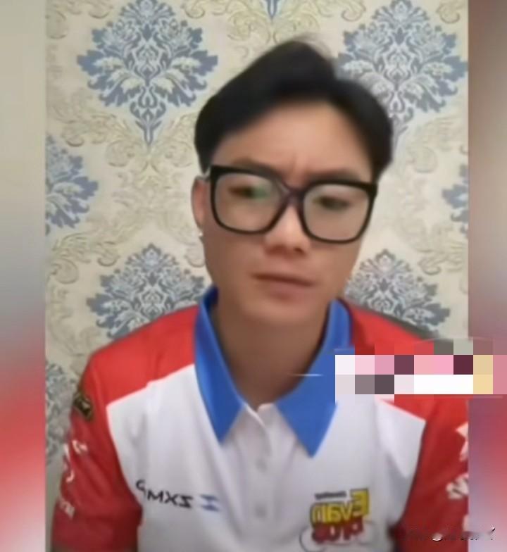 这下不用担心了！之前网上传的沸沸扬扬，张雪要签下5号车手。张雪机车高层出来解释