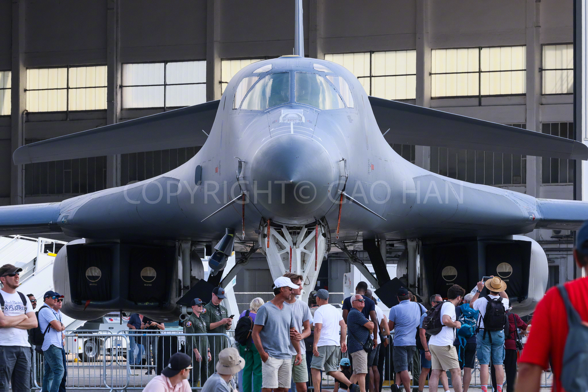 B-1B可以说是点错科技树的惜败之作，从性能来说无可挑剔，可超音速超低空地形跟随