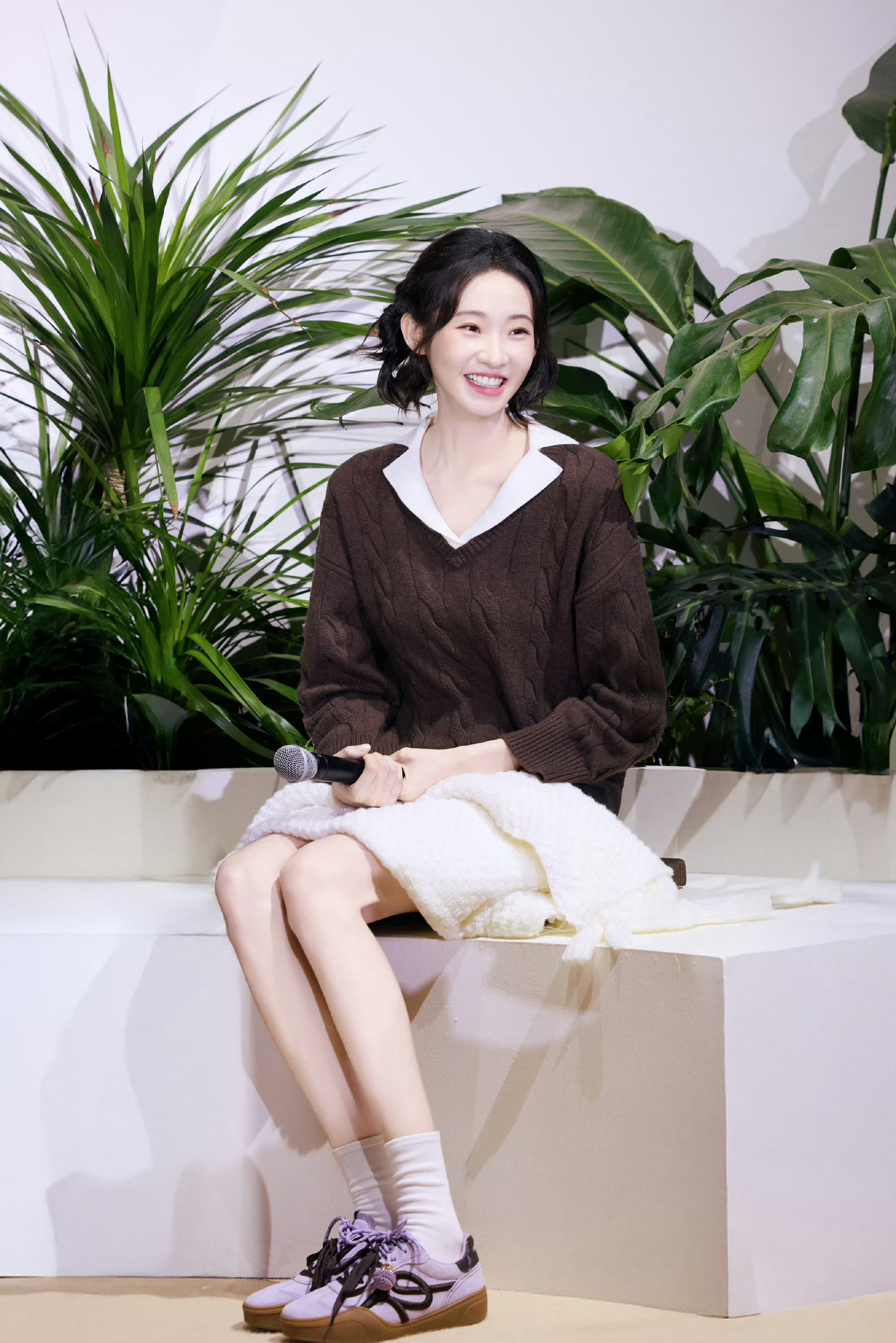 张艺凡～～张艺凡​​​