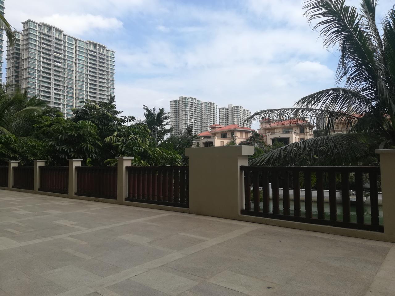 我在海南陵水和广东珠海过了三个冬天，还在珠海住了一整年，今年就不去啦，打算在黑龙