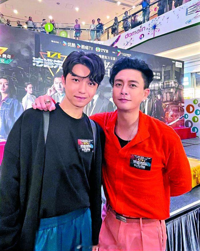 东周刊：曾锦燊成《东张》展示身材担当190cm高爱秀肌肉受姐姐欢迎TVB王牌