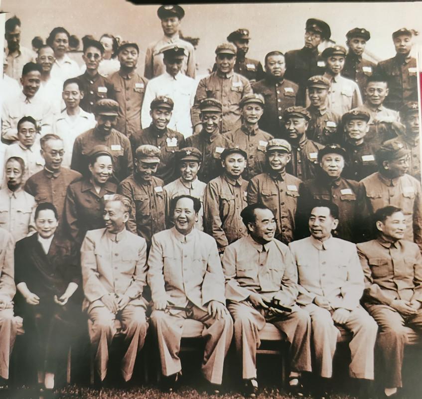 1969年，李天佑的身体差到极点，尿蛋白增加到4个加号。在妻子的强烈要求下，李天
