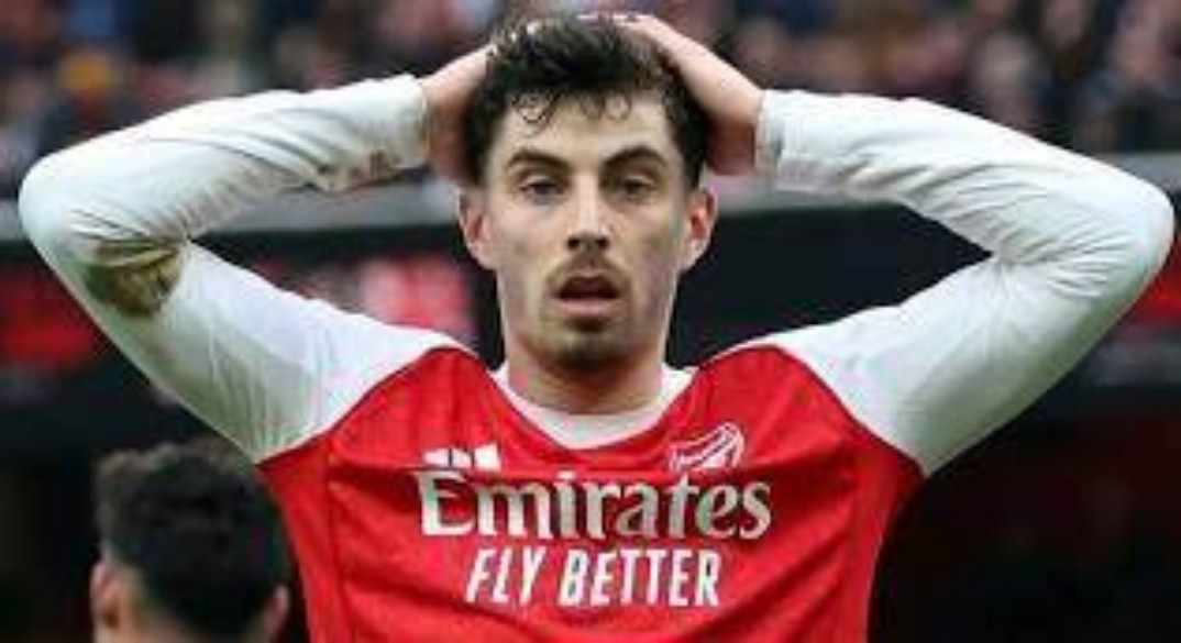 英超领头羊阿森纳过去两周时间表现不错，在各项赛事取得了4连胜，其中伤愈复出的攻击