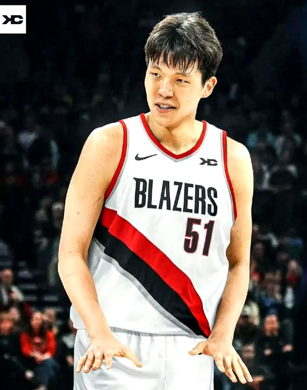 广东宏远中锋徐昕，这次有危机感了吧，杨瀚森被nba第16顺位选中，而徐昕还在cb