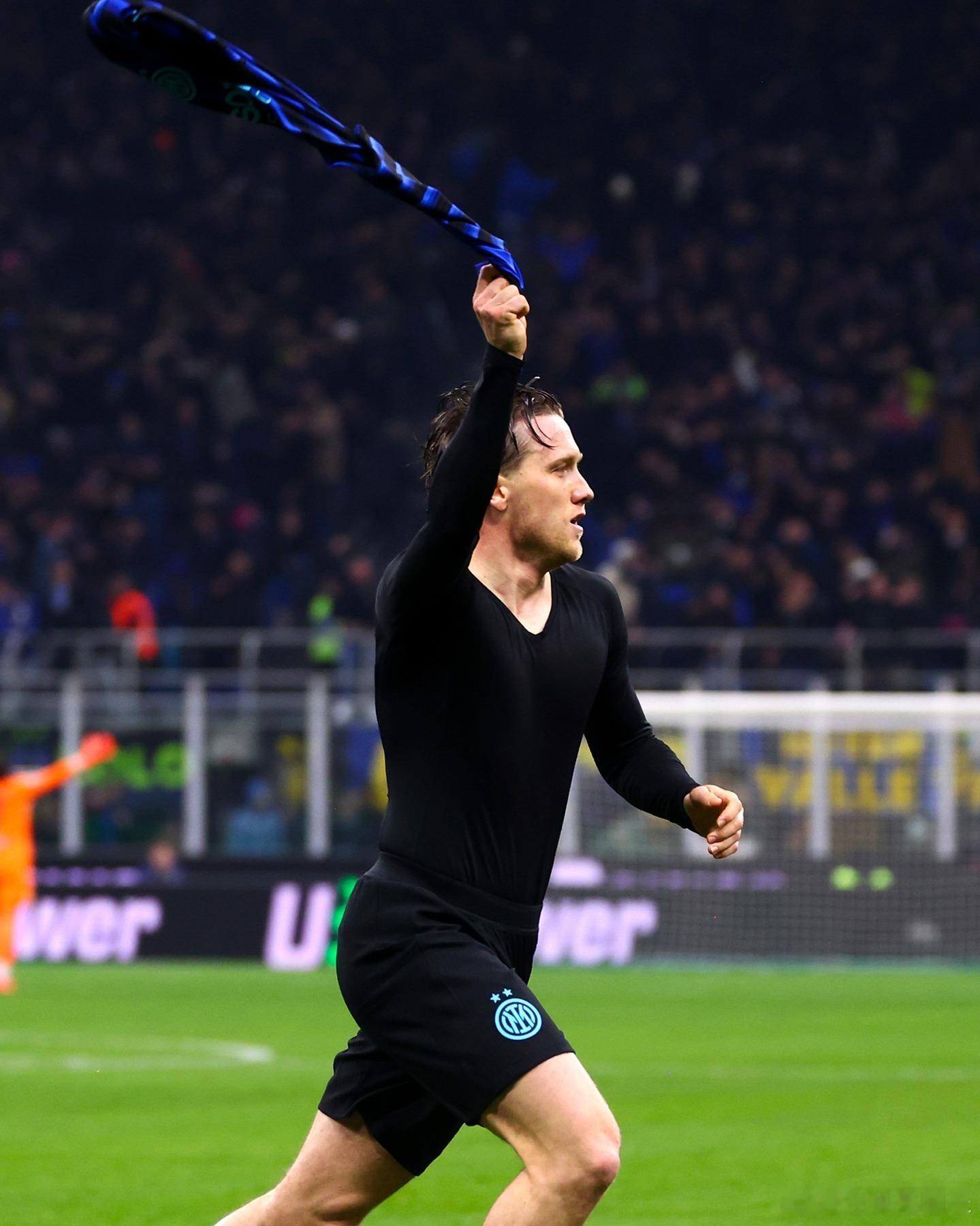 本赛季出色的泽林斯基还在继续中国际米兰意甲国际米兰3比2尤文图斯