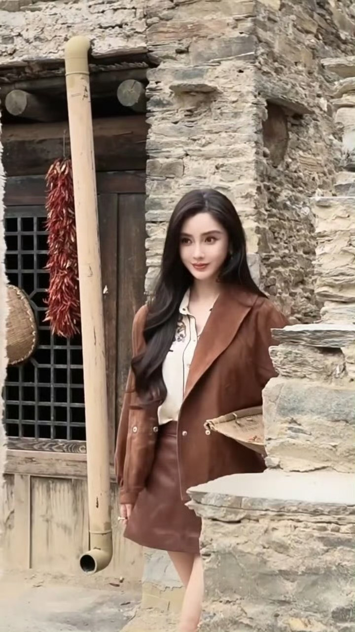 Angelababy羌寨上班vlog超级美的鼻姐哇