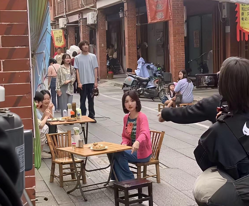 差点没认出来，果然明星还是得看生图啊