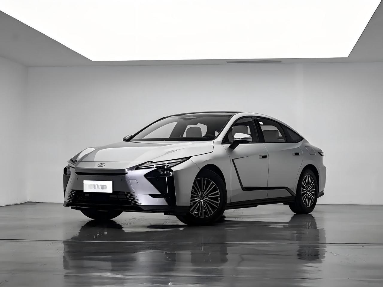 全新雷克萨斯ES混动版正式亮相！外观造型更凌厉，搭载2.0L混动动力近日，