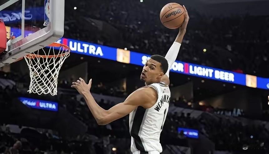 文班亚马太狂了！他不仅不是现役第一，前十都排不进！NBA杯决赛马刺113-124