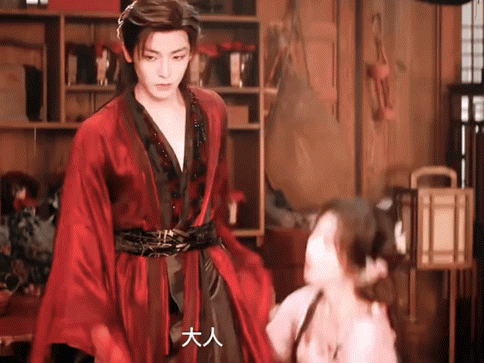 让卢昱晓来演戏精仙子简直天才，确实萌魅，嗷呜一声就是演～卢昱晓哭戏靠掐大腿​​