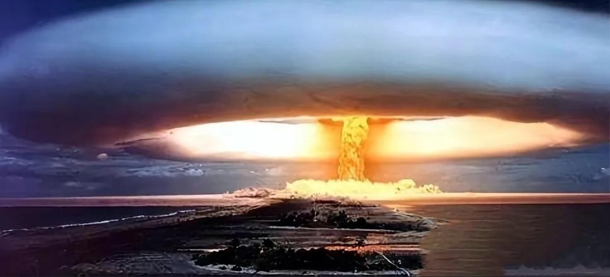 【史料：日本人的国格和人格】1938年10月，日本占领中国广州、武汉后，准备停止