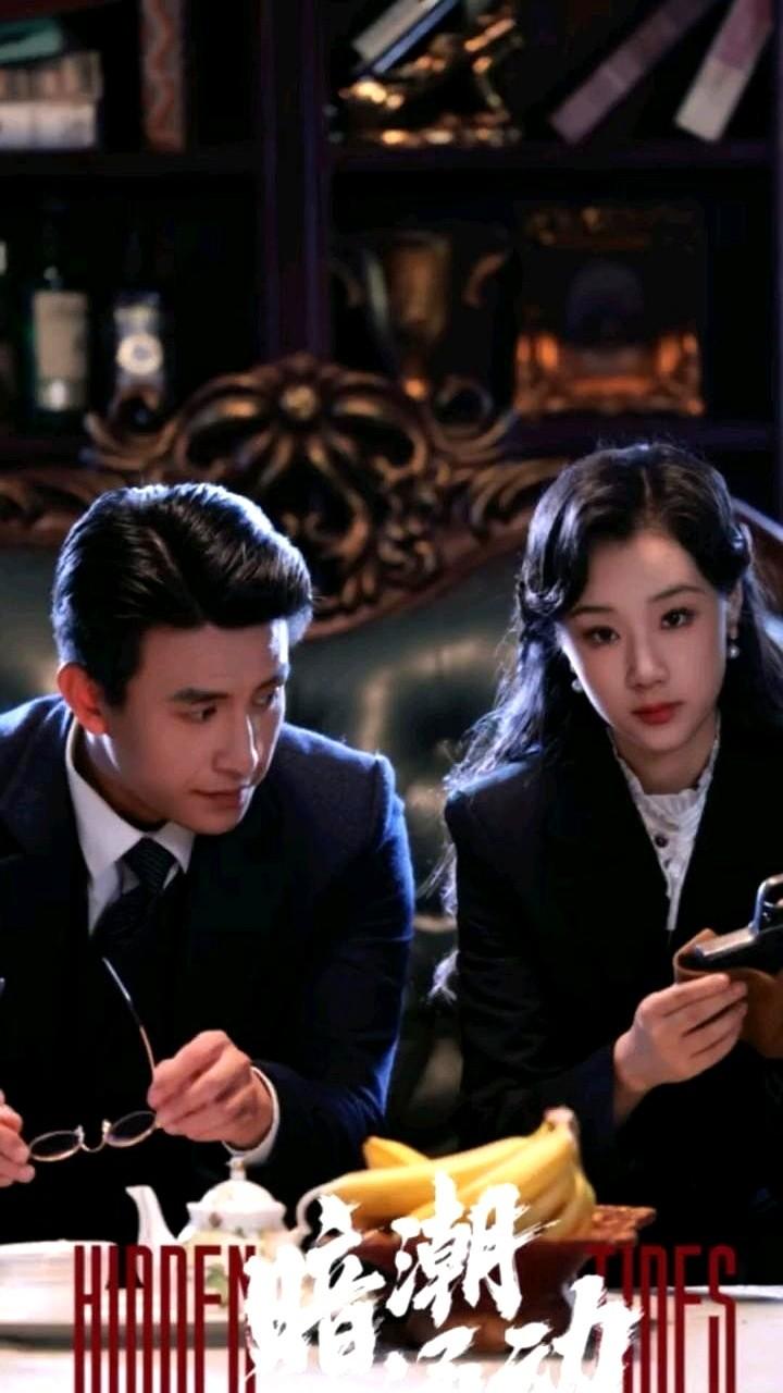 刘萧旭这波直接把短剧圈的天花板掀飞了！现在网上吵翻了，有人说他撕“叔圈霸总”