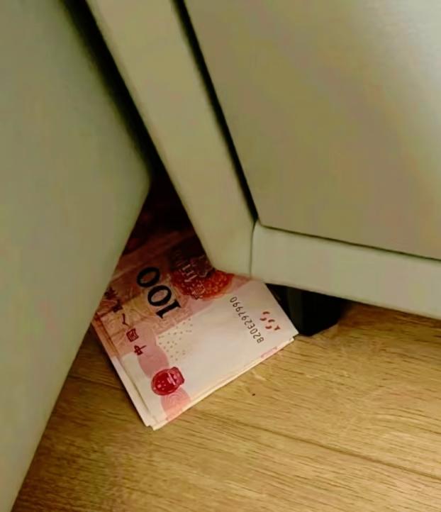 无法解释的，请狠狠记住：未完成的课题会重复出现，直到你选择不再绕路的那次，