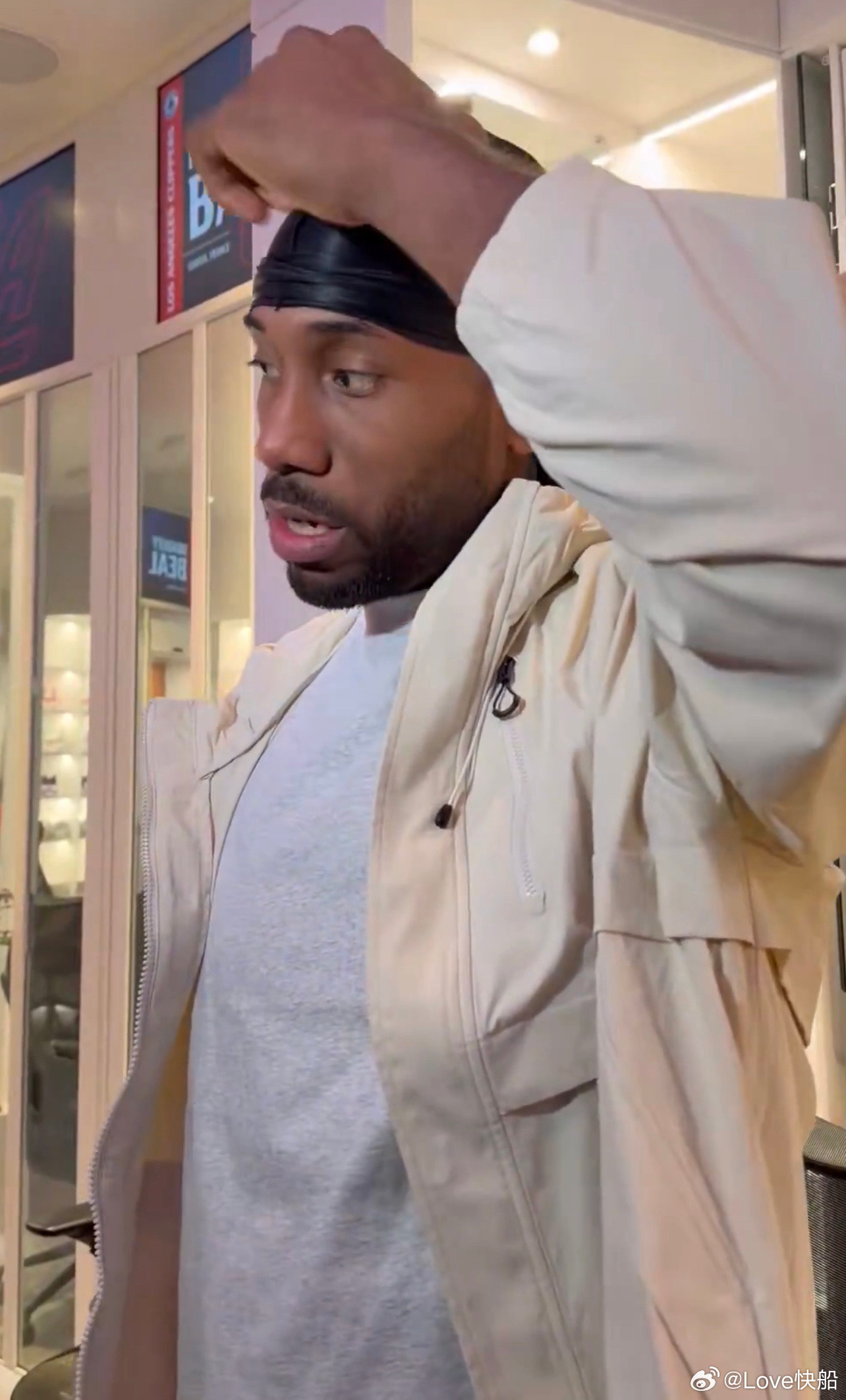 科怀·伦纳德谈快船队重回五成胜率：“挺好的。但任务还没完成。赛季还没结束。这是意