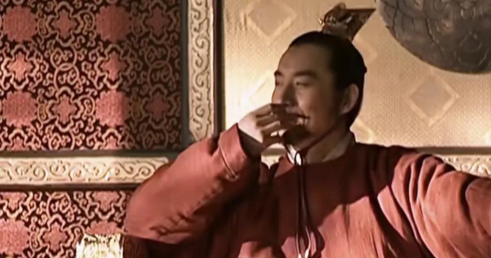 李世民的吸粉瞬间:1，入阵砍到两刀卷刃，血流满袖，洒而复战。2，张难堡敌后孤