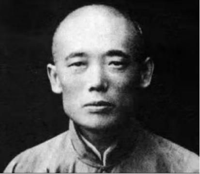 ☁1896年，慈禧身边的小太监寇连材因得罪了慈禧，被判处死刑，在押往北京菜