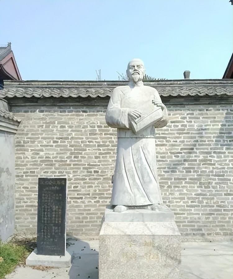 康熙年间的一次考试，有个考生带了36个馒头进考场，监考官问：你带这么多馒头干嘛？