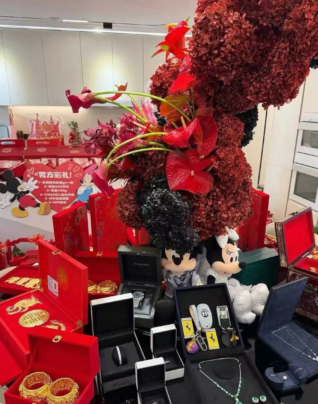 这是家族联姻吗，一般人搞不起