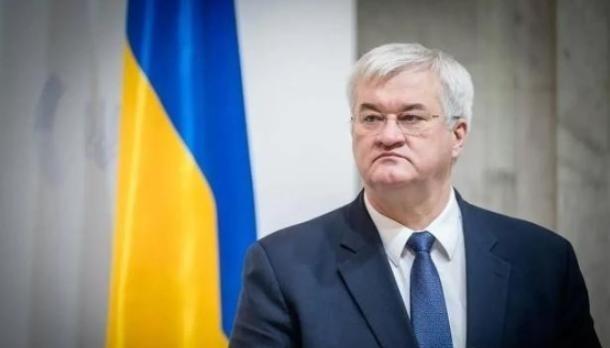 最近，乌克兰副外长基斯利察到中国来了，刚在北京落地，让人有点最近，乌克兰副外长基