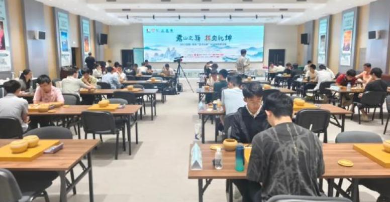 00后把棋圣战打成了青春风暴！老将们集体懵圈：奖金还没捂热，就被小孩哥端走。