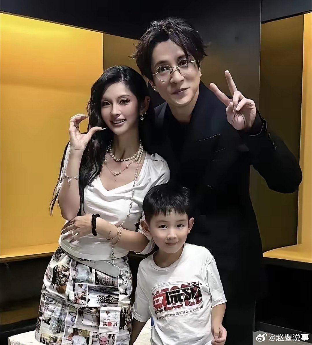 真正的浪漫，是把爱人的名字，刻进下一代的基因里。儿子叫“小雪糕”。高磊鑫的“高”