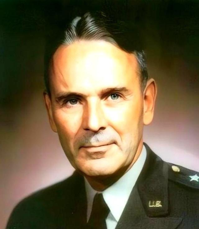 李奇微晚年说了句大实话，听得人头皮发麻。一个美国老将军，指挥过朝鲜战场上的强大