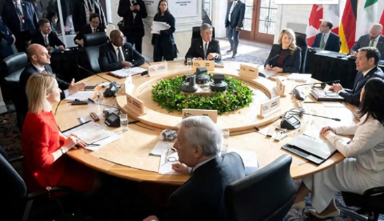 G7外长会议妄言“不许收台”，中方硬核回击！东部战区司令霸气表态，让G7撑腰沦为