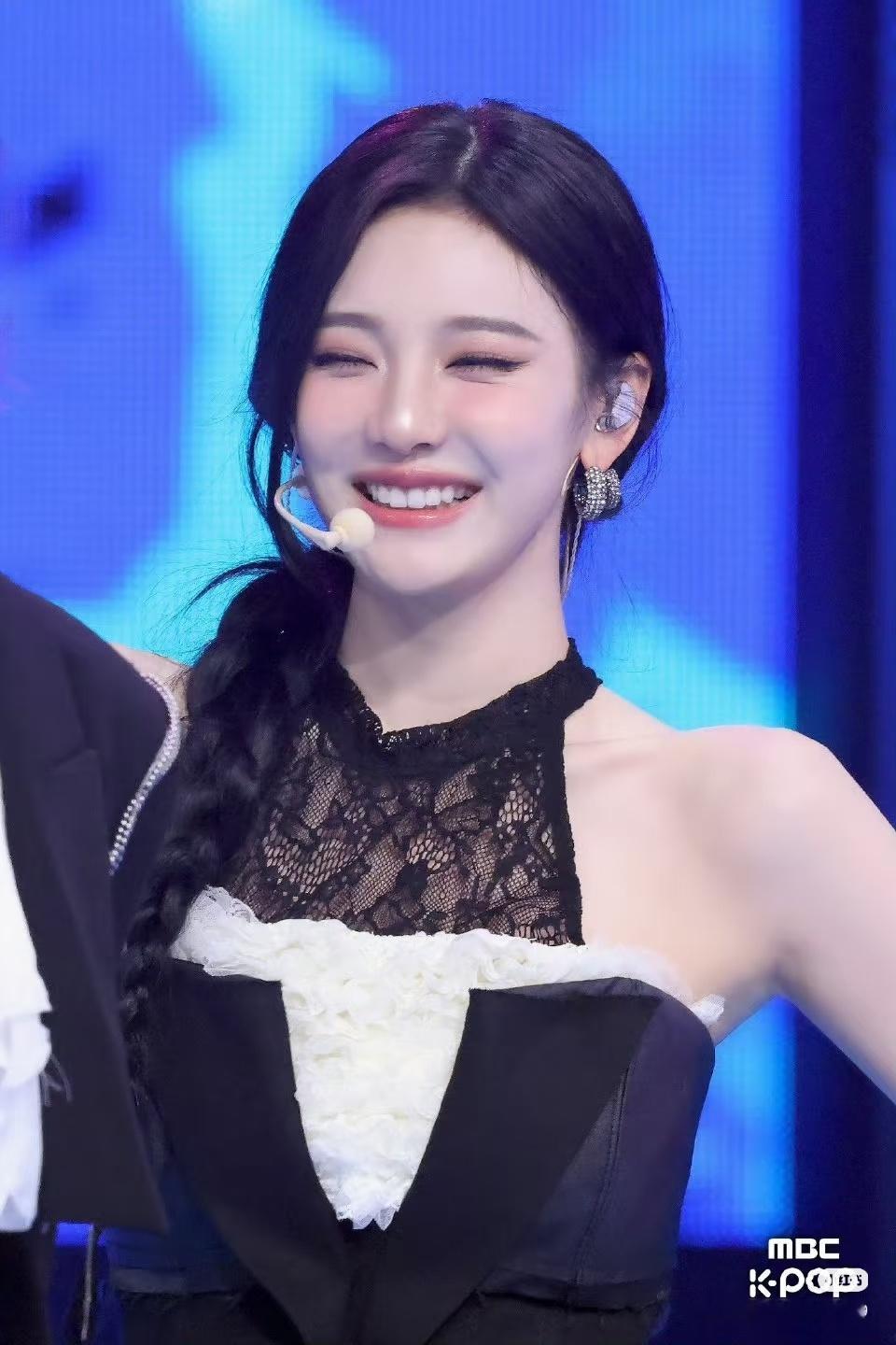 【宁艺卓】小猫你好神气哦