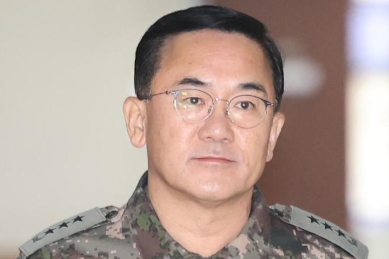 韩军前高层曝出惊天猛料，听闻尹锡悦兵变想法，他当场就跪下了！ 韩军反间谍司令