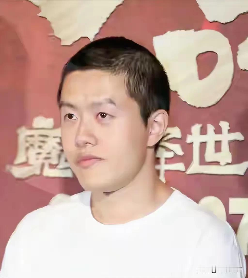 一年一度的金鸡奖又被骂上热搜了，现在金鸡奖还有以前的味道吗？今年金鸡奖吐槽的