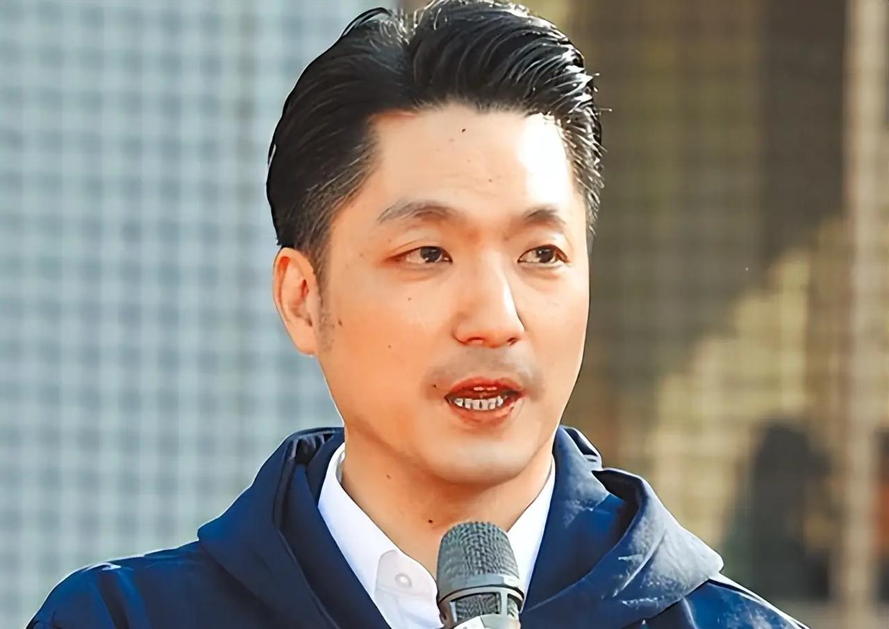 纪念七七抗战活动，蒋万安刻意回避郑丽文？台媒体人曝真相？日前，国民党纪念“