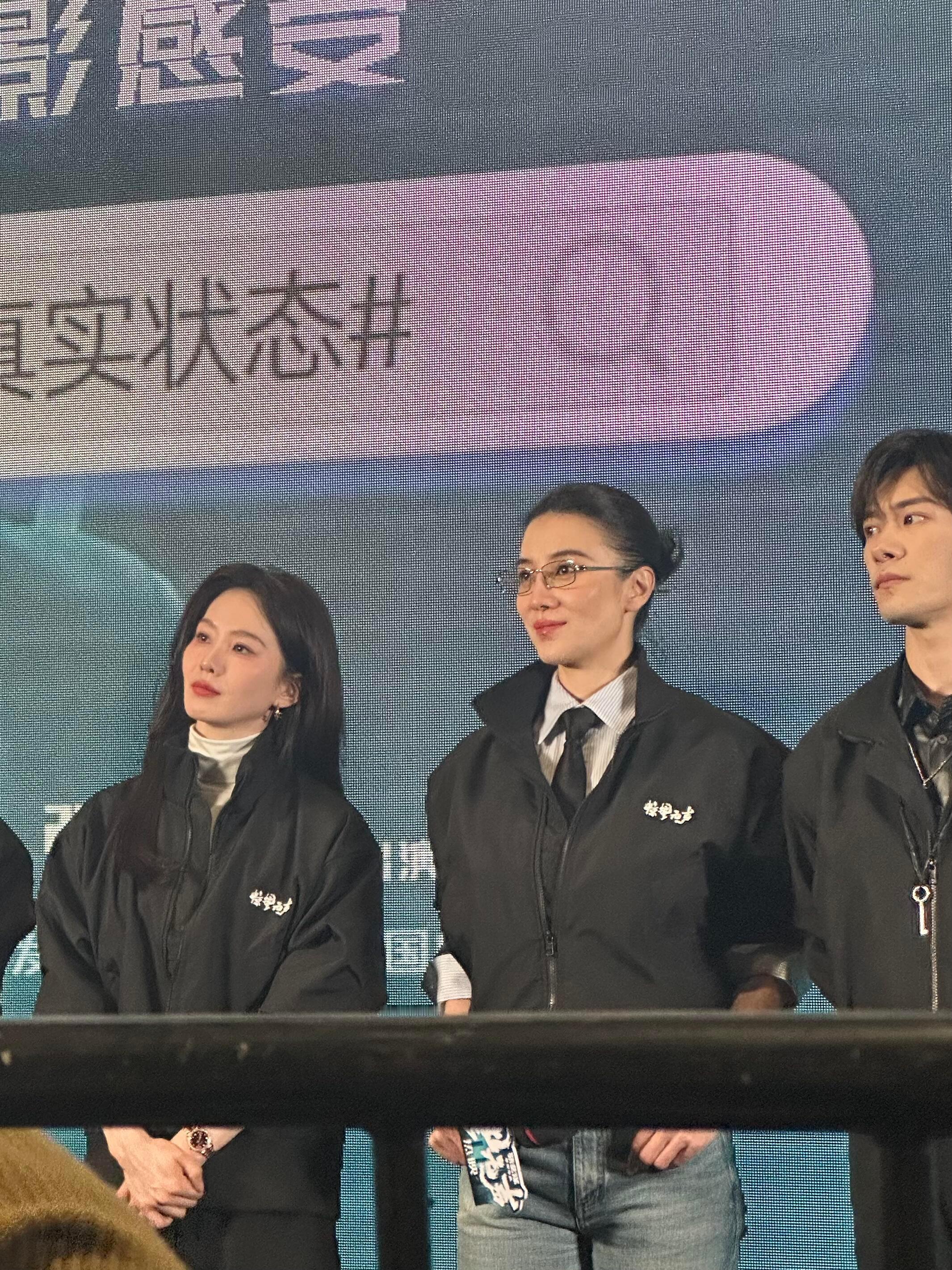 刘诗诗宋佳站在一起也太养眼了